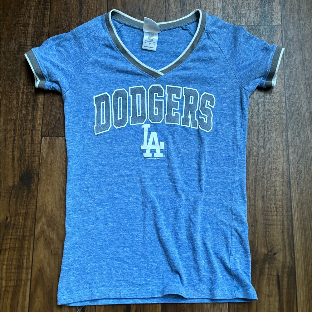 MLB / 5Th & Ocean * LA Dodgers Shirt For Woman Size Small.